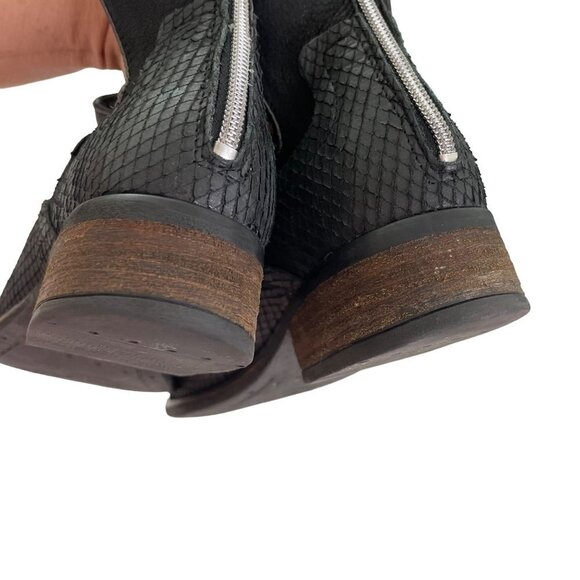 Freeman T. Porter Womens Moto Booties Size 9 Black Textured Leather Zipper Back - Picture 6 of 15